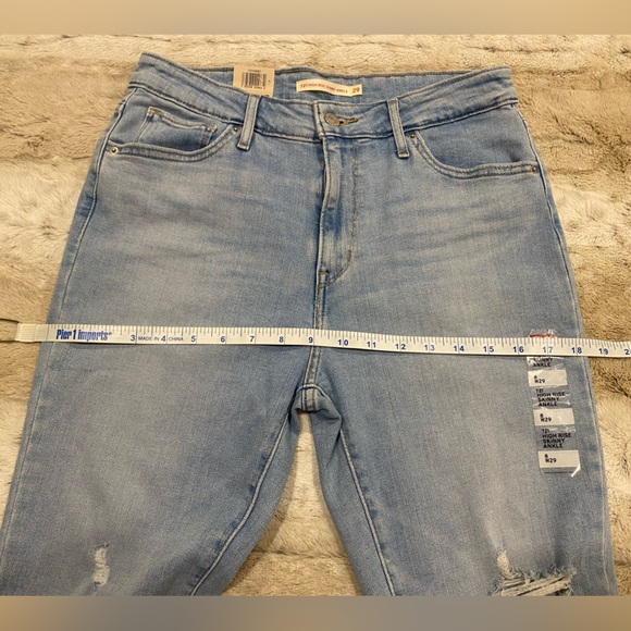 NWT💖 Levi's Jeans 721 High Rise Ankle Skinny Distressed Light Wash Size W29 - Picture 11 of 12